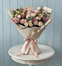 Букет цветов из:  Розы и Лизиантусы в Балково