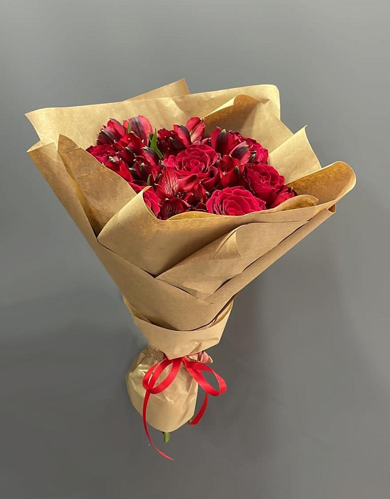 Букет цветов из: Альстромерии и Розы в Балково