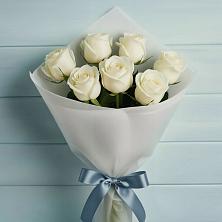 Букет 7 Белых роз Эдлесс Лав в Балково