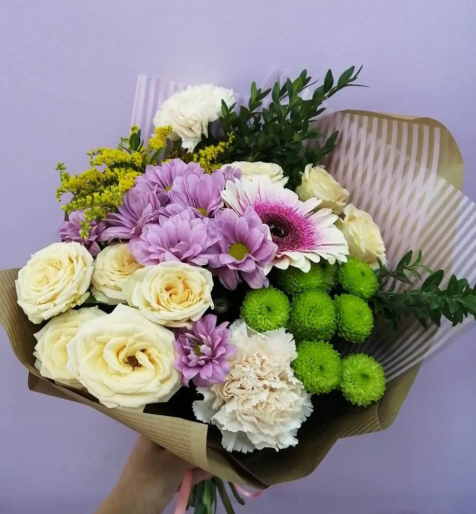 Букет цветов из: Хризантемы, Розы, Гвоздики и Герберы в Балково