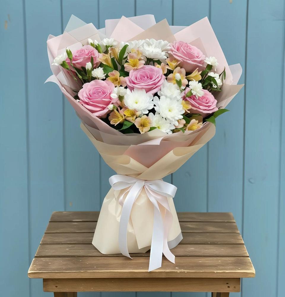 Букет цветов из: Гвоздики, Орхидеи и Розы в Балково